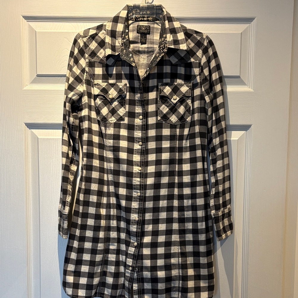 Lucky Brand Gray and White Plaid Shirt